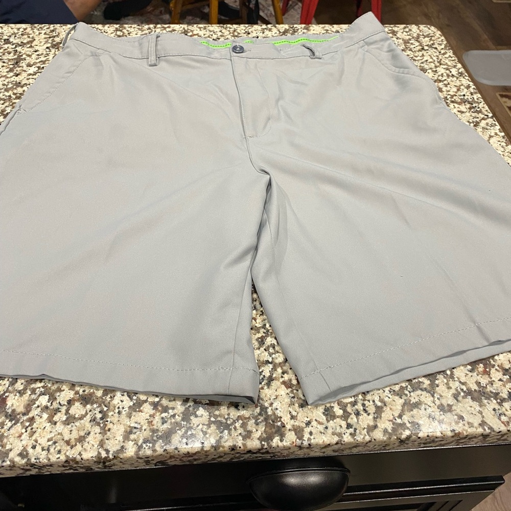 Bundle of Men’s Size 40 shorts 🩳 - Picture 8 of 9